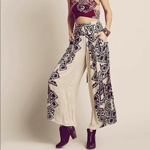 🎉sale🎉 NWOT Free People Sahara smocked pants